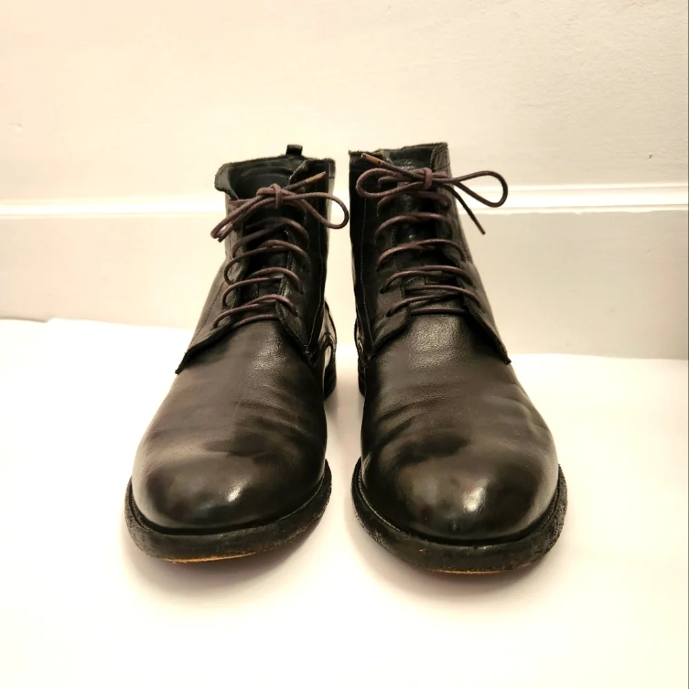 Officine Creative size 42 black leather ankle boots handmade lace up